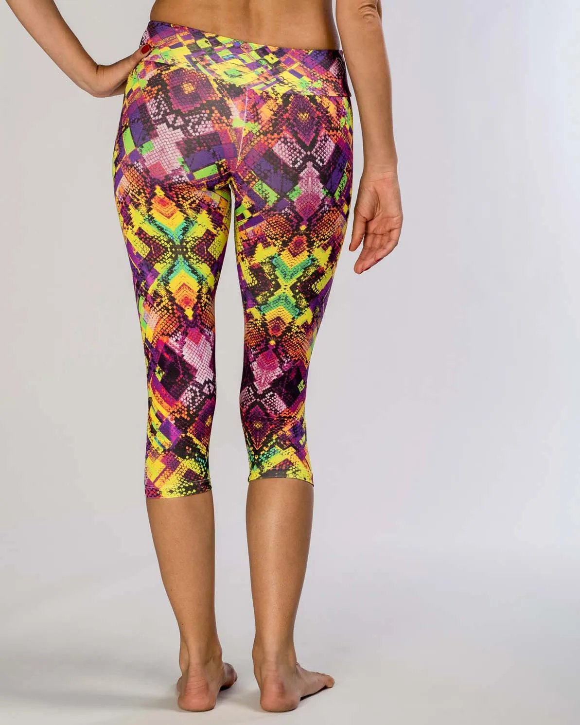 Chakra Rainbow Capri Pant