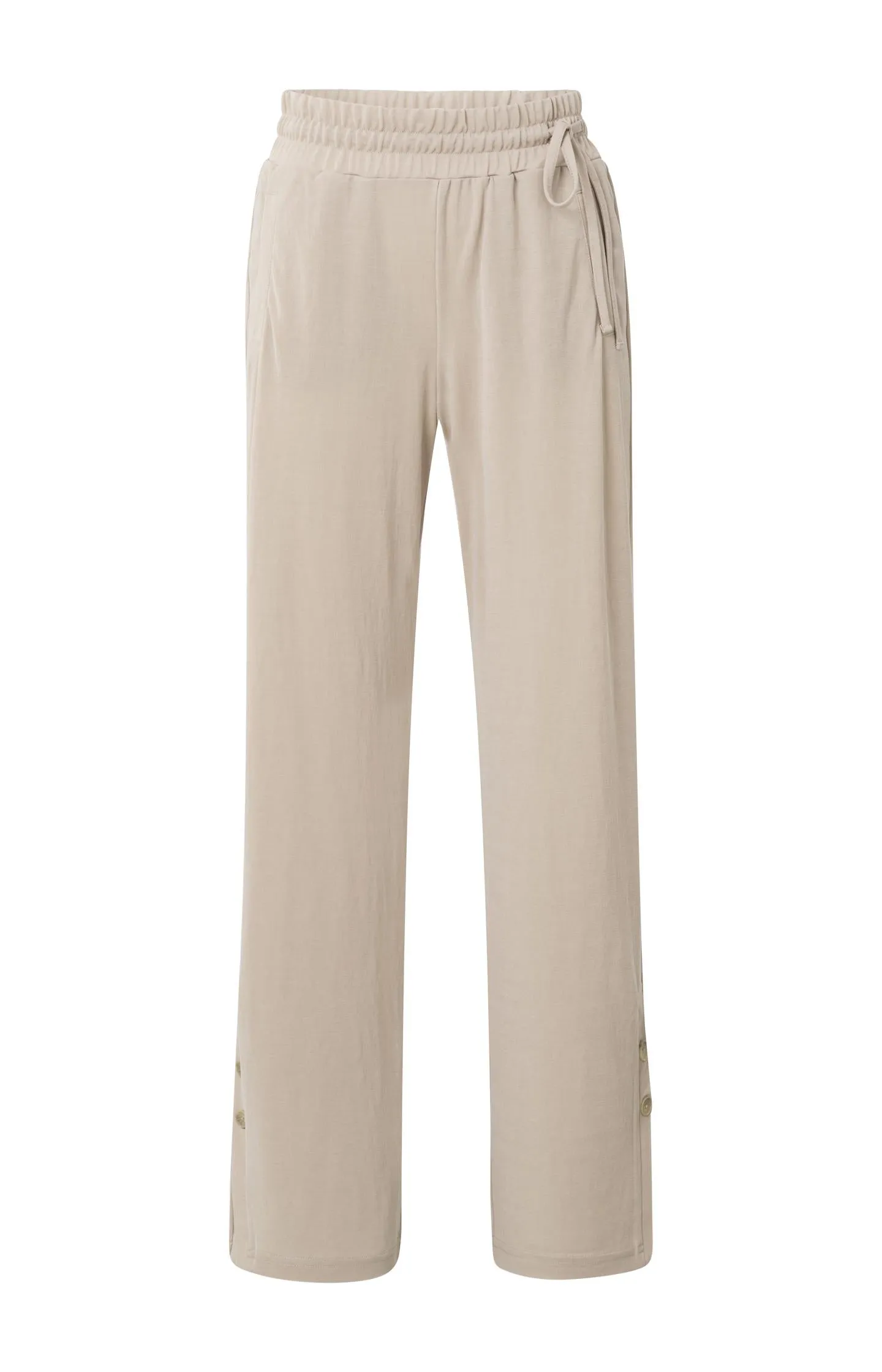 Comfortable trousers with elastic waistband and buttons