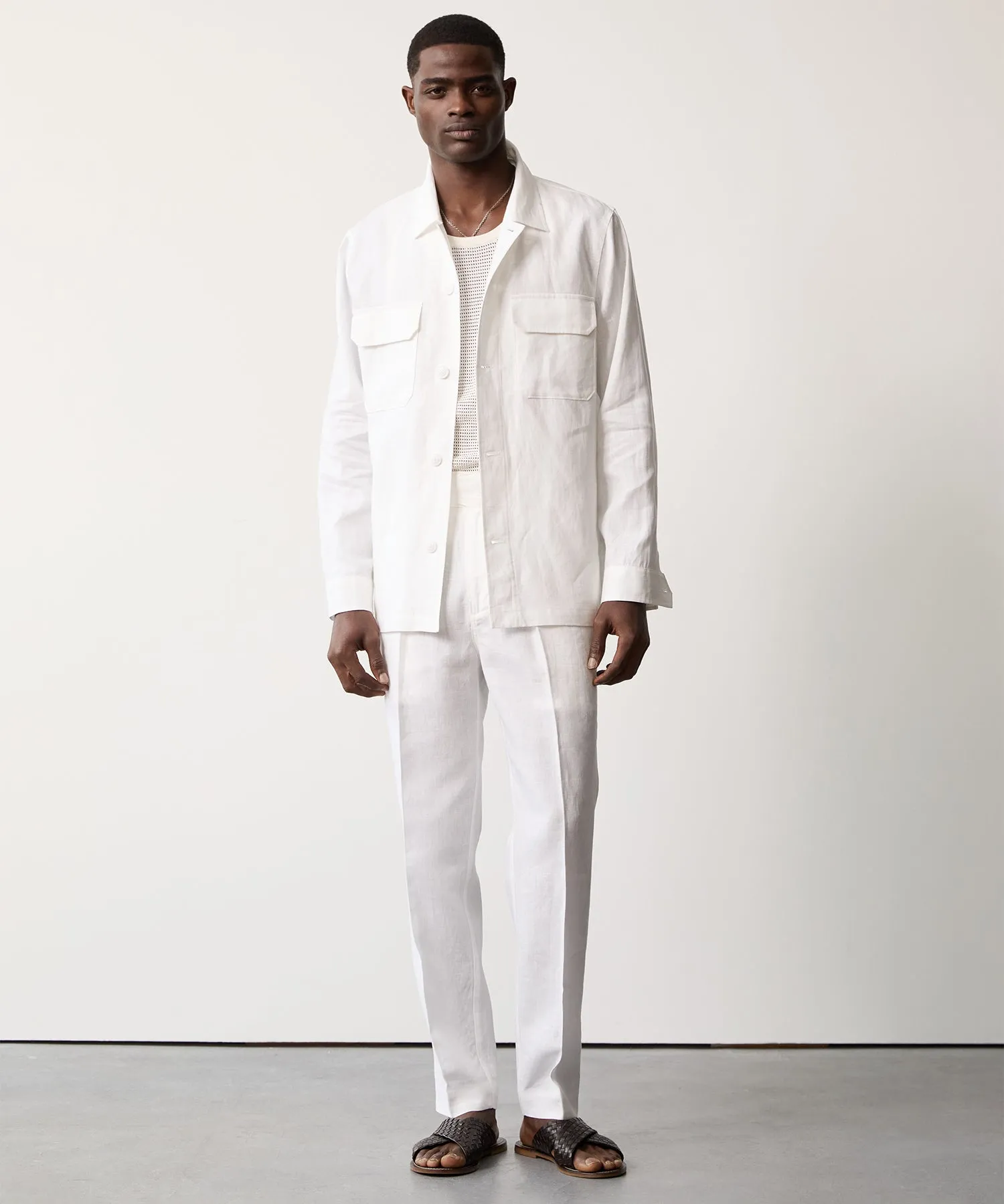 Linen Two-Pocket Overshirt in White