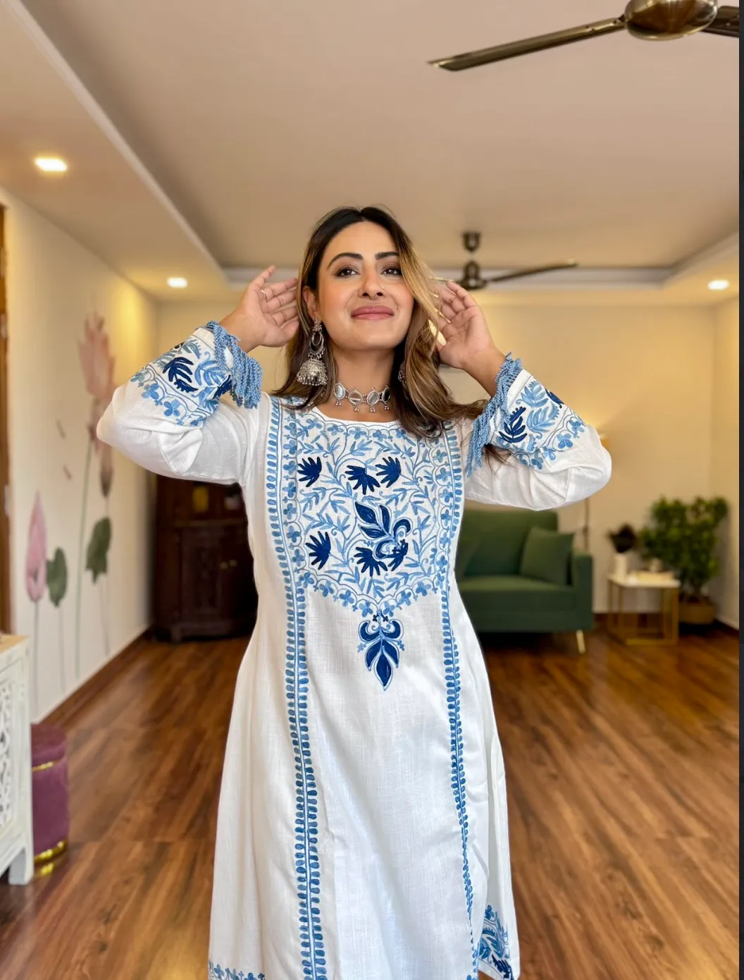 Shiwangi in Falak Kashmiri Long Kurta - White