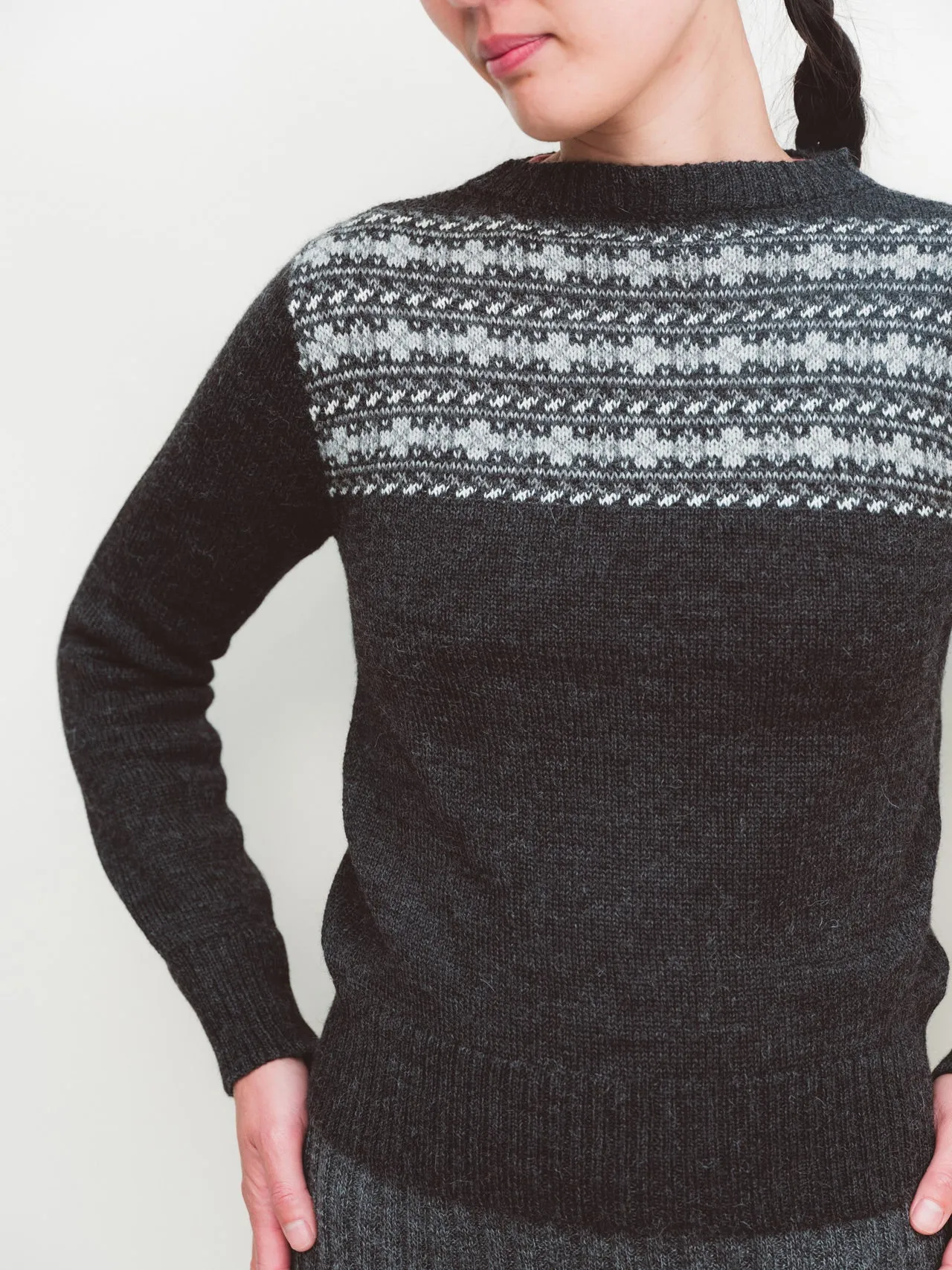 Women's Fairisle Vintage Yoke Sweater - 100% Baby Alpaca - Monochrome (S-L)